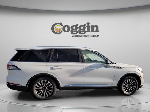 Used 2022 Lincoln Aviator Reserve w/ Equipment Group 201A image 13
