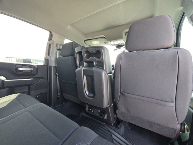 Used 2025 Chevrolet Silverado 2500 Custom w/ Custom Value Package AWD/4WD image 17