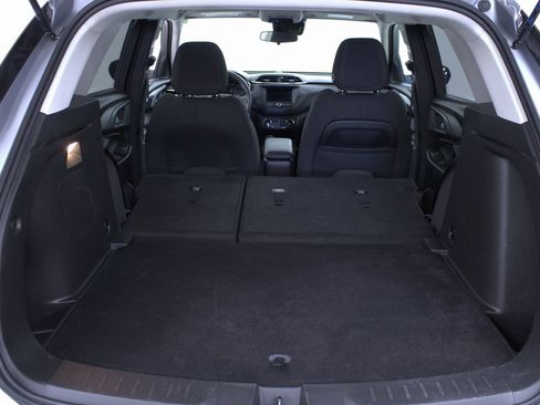 Used 2023 Chevrolet TrailBlazer LT image 9