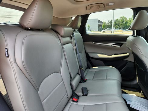 Used 2023 INFINITI QX50 Luxe AWD/4WD image 15