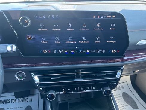 Used 2026 Chevrolet Traverse RS AWD/4WD image 26