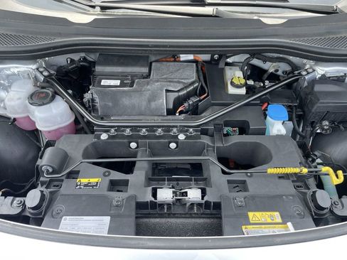 Used 2021 Volkswagen ID.4 Pro RWD image 15