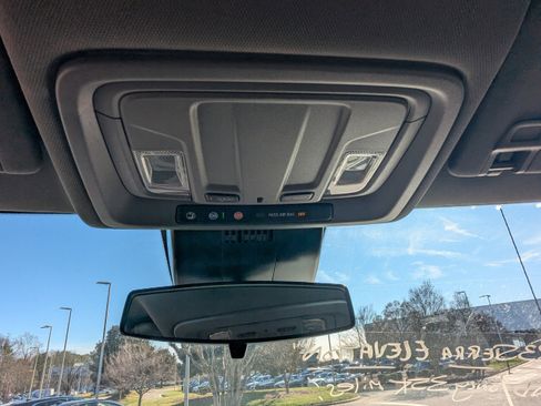 Used 2023 GMC Sierra 1500 Elevation image 23