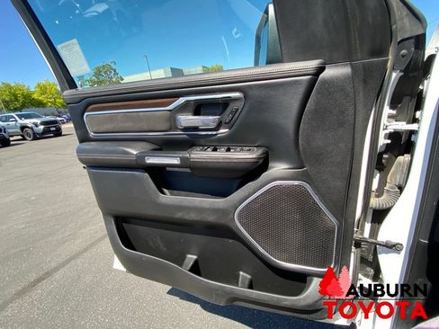 Used 2022 RAM 1500 Laramie AWD/4WD image 36