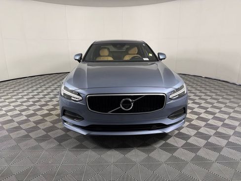 Used 2018 Volvo S90 T5 Momentum w/ Convenience Package AWD/4WD image 5