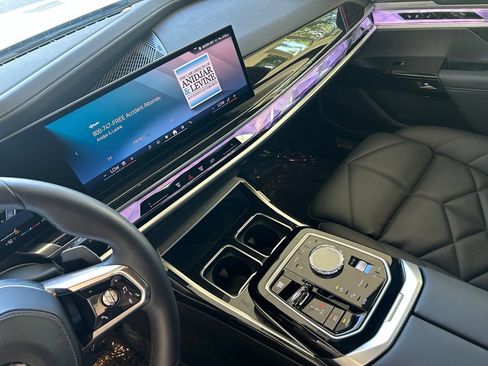 Used 2026 BMW 740i RWD image 52