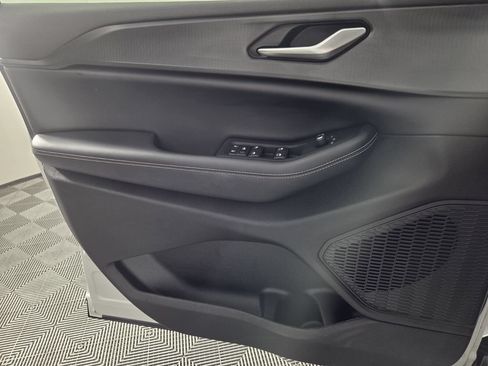 Used 2023 Jeep Grand Cherokee Altitude RWD image 20