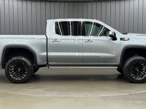 Used 2026 GMC Sierra 1500 Denali Ultimate AWD/4WD image 6