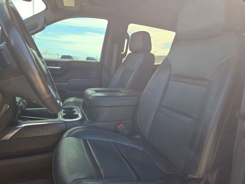 Used 2019 GMC Sierra 1500 Denali w/ Denali Ultimate Package AWD/4WD image 10