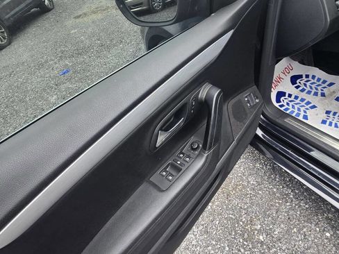 Used 2013 Volkswagen CC Sport image 10