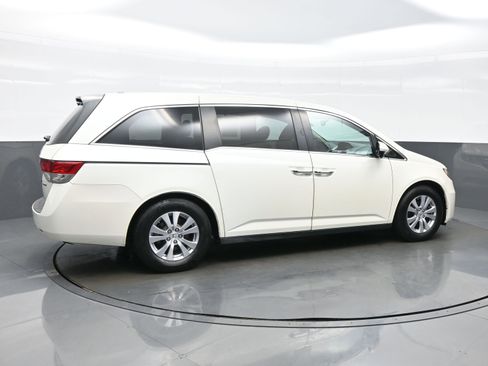 Used 2016 Honda Odyssey SE image 6