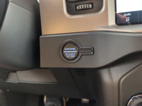 New 2025 Ford Bronco Outer Banks image 23