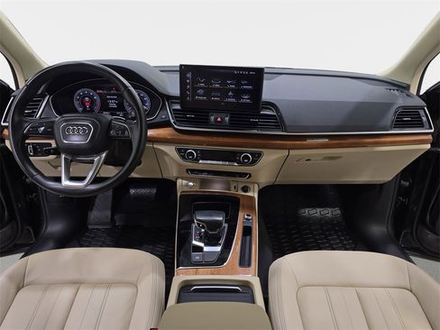 Certified 2021 Audi Q5 2.0T Premium Plus w/ Premium Plus Package image 10