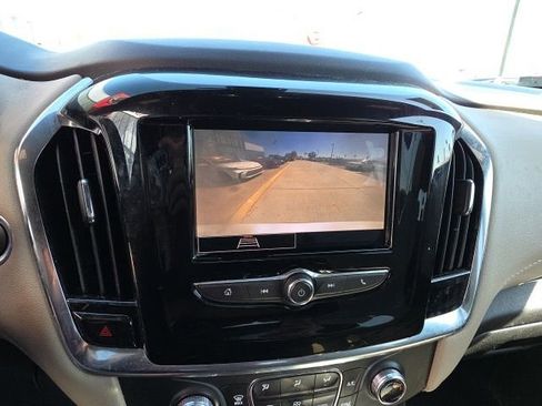 Used 2023 Chevrolet Traverse LS w/ Safety Package image 19