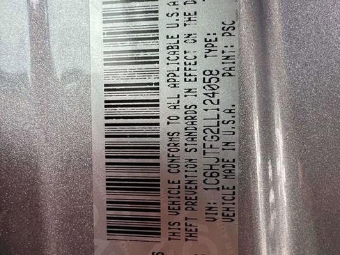 Certified 2020 Jeep Gladiator Overland image 26