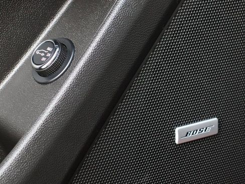 Used 2023 Chevrolet Traverse RS image 20