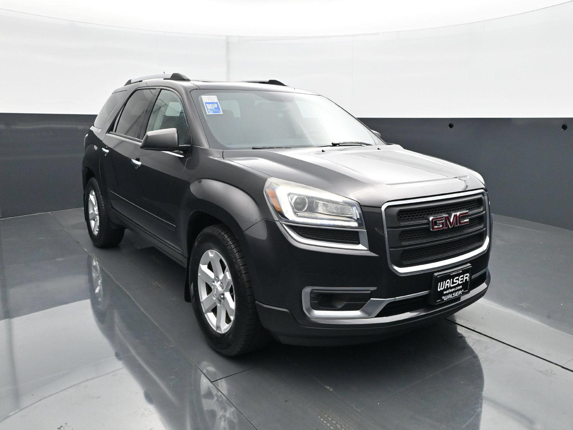 Used 2015 GMC Acadia SLE AWD/4WD image 11