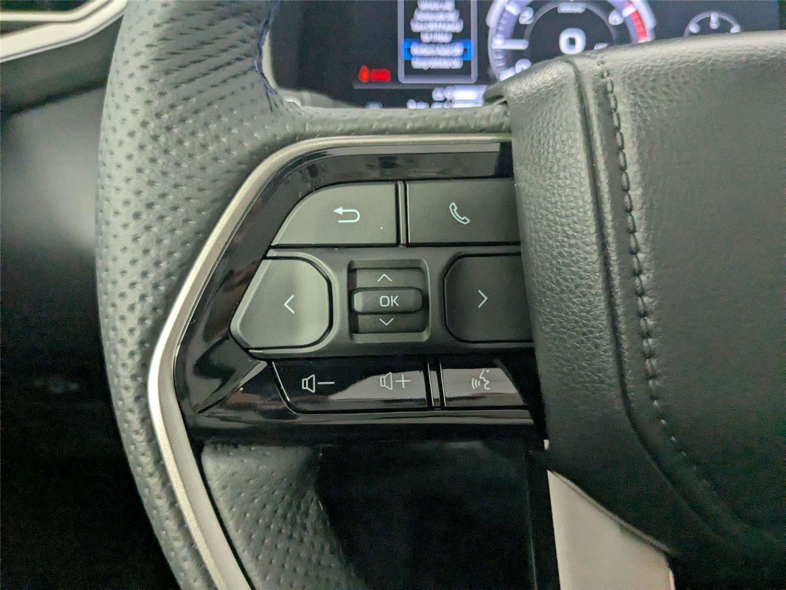 New 2026 Toyota Tundra Platinum AWD/4WD image 14