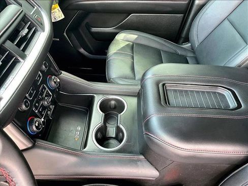 Used 2024 Chevrolet Tahoe RST RWD image 15