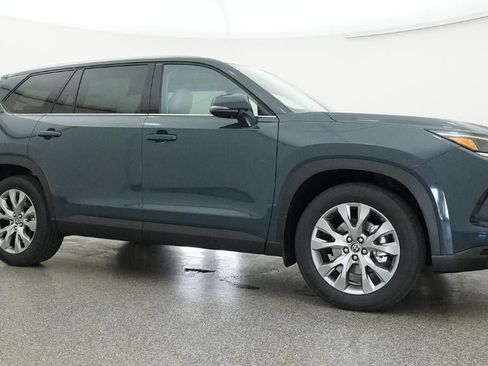 New 2026 Toyota Grand Highlander Limited image 61