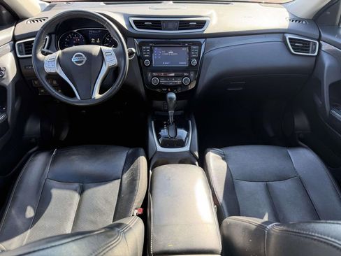 Used 2016 Nissan Rogue SL w/ SL Premium Package image 2