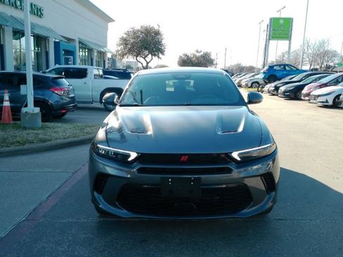 Used 2024 Dodge Hornet R/T image 2