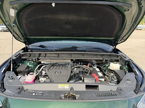 Used 2023 Toyota Highlander XLE FWD image 20