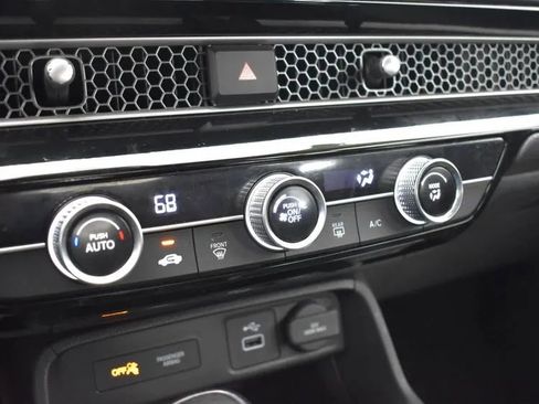 Used 2022 Honda Civic Sport image 32