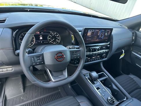 New 2026 Nissan Pathfinder Rock Creek AWD/4WD image 18