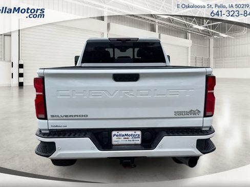 Used 2024 Chevrolet Silverado 3500 High Country w/ High Country Premium Package AWD/4WD image 4