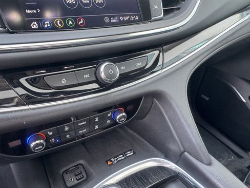 Used 2020 Buick Enclave Avenir w/ Avenir Technology Package image 18