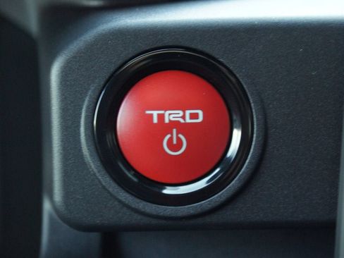 Used 2026 Toyota 4Runner TRD Off-Road AWD/4WD image 15