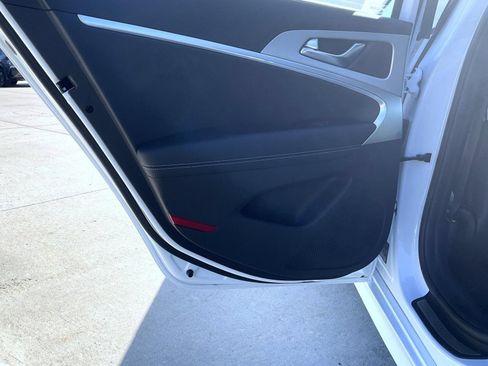 New 2026 Genesis G70 2.5T Prestige AWD/4WD image 18