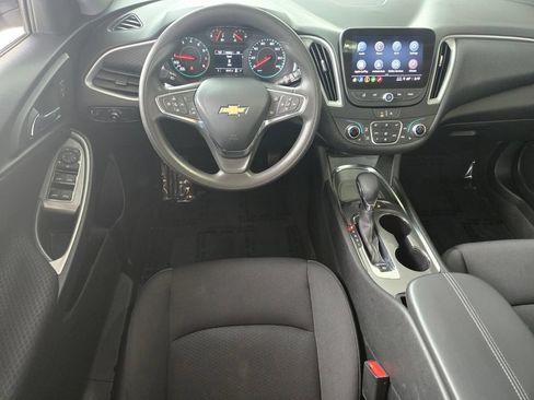 Used 2024 Chevrolet Malibu LT FWD image 12