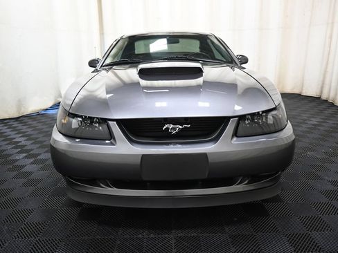 Used 2003 Ford Mustang GT RWD image 2