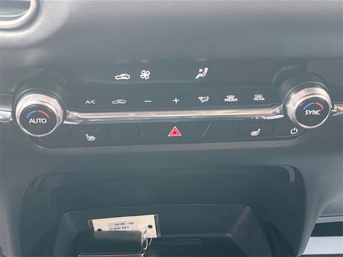 Used 2024 MAZDA CX-30 AWD 2.5 S w/ Preferred Package image 16
