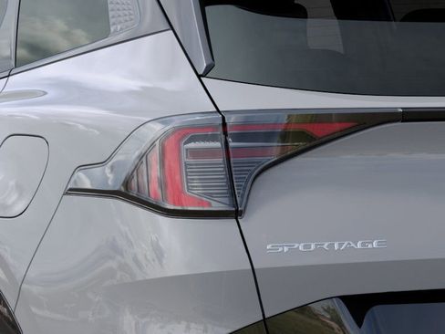 New 2026 Kia Sportage SX image 11