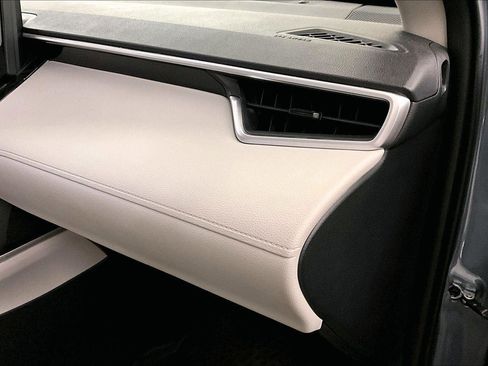 Used 2023 Toyota Corolla Cross LE image 15