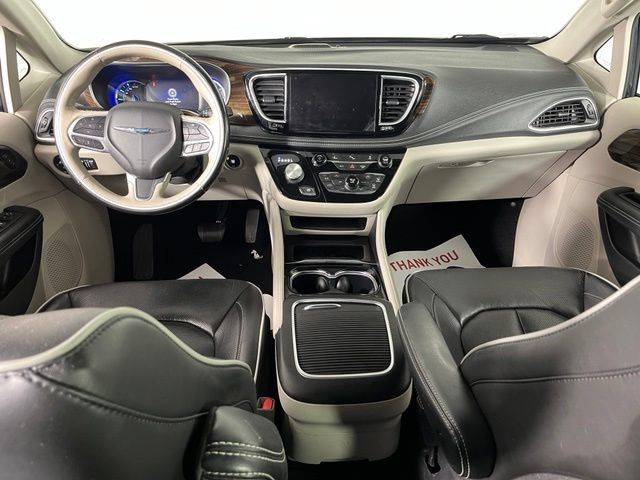 Used 2021 Chrysler Pacifica Limited FWD image 39