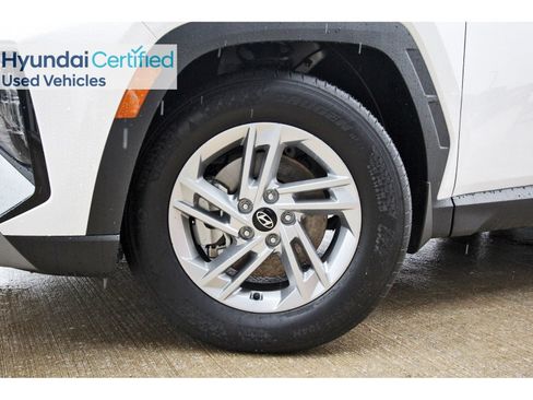 Certified 2026 Hyundai Tucson SE FWD image 32