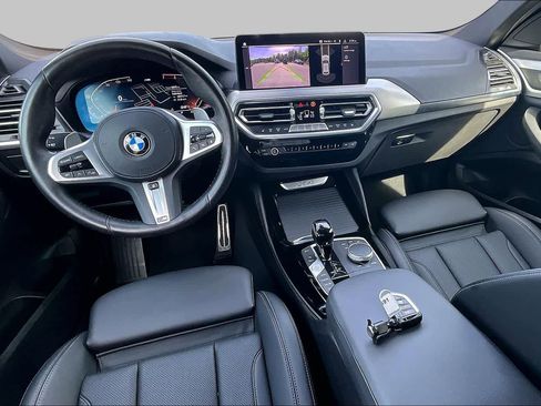 Used 2025 BMW X4 xDrive30i AWD/4WD image 15