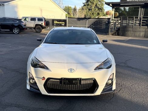 Used 2016 Scion FR-S RWD image 8