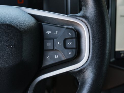 Used 2024 Ford Bronco Outer Banks AWD/4WD image 12