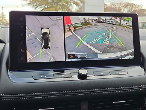 Certified 2025 Nissan Rogue Platinum image 22