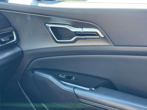 Used 2023 Kia Sportage SX image 32