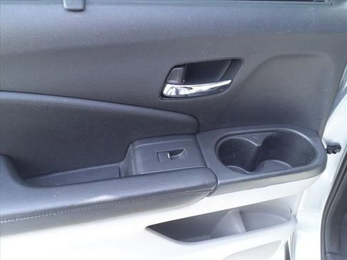 Used 2016 Honda Pilot Touring image 6