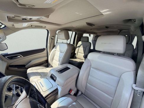 Used 2018 GMC Yukon XL Denali w/ Denali Ultimate Package AWD/4WD image 22