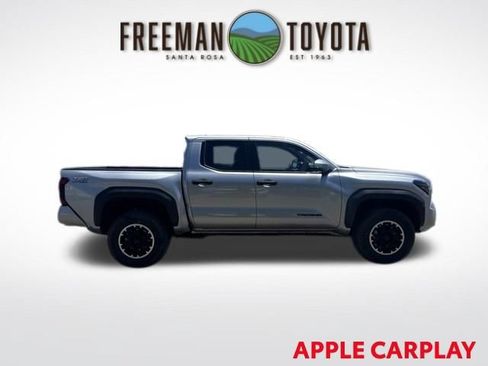 Used 2024 Toyota Tacoma TRD Off-Road w/ TRD Off Road Upgrade Package AWD/4WD image 4