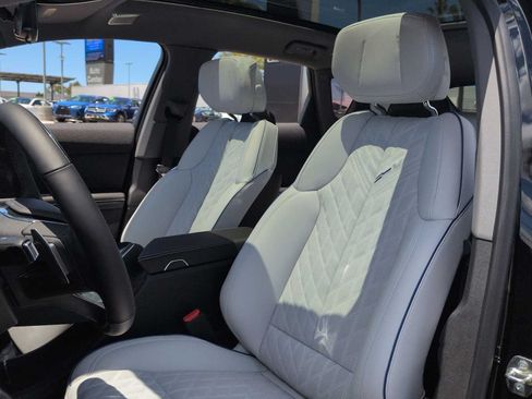 New 2026 Cadillac Optiq V AWD/4WD image 23
