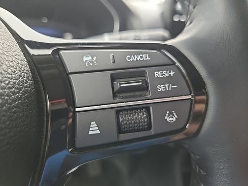 Used 2023 Honda Pilot Elite image 43